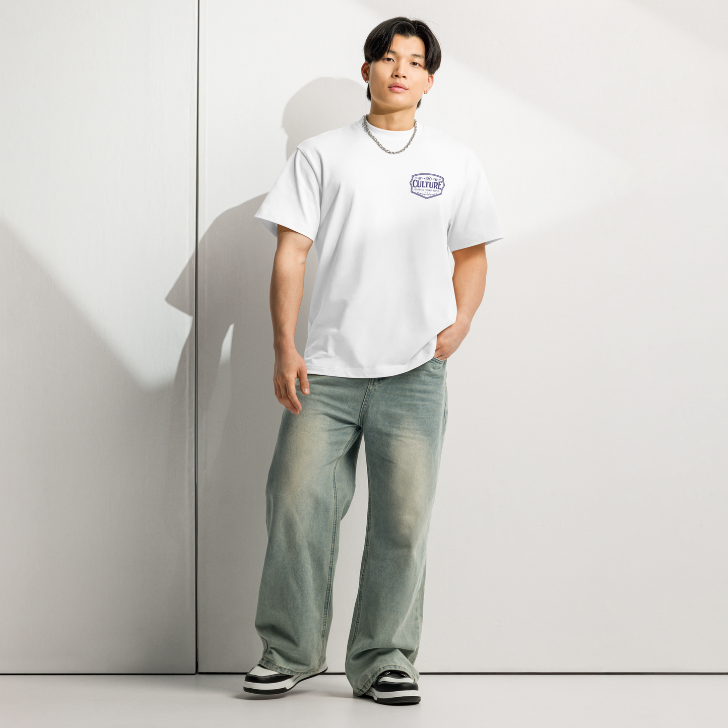 Fly Era Script NYC Skyline Tee | White Blue